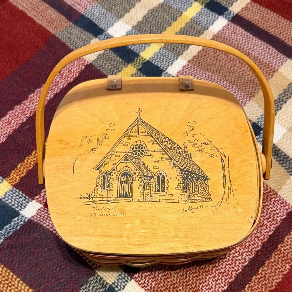 Longaberger basket Handcrafted maple Wood carnation memorial chapel USA 2001